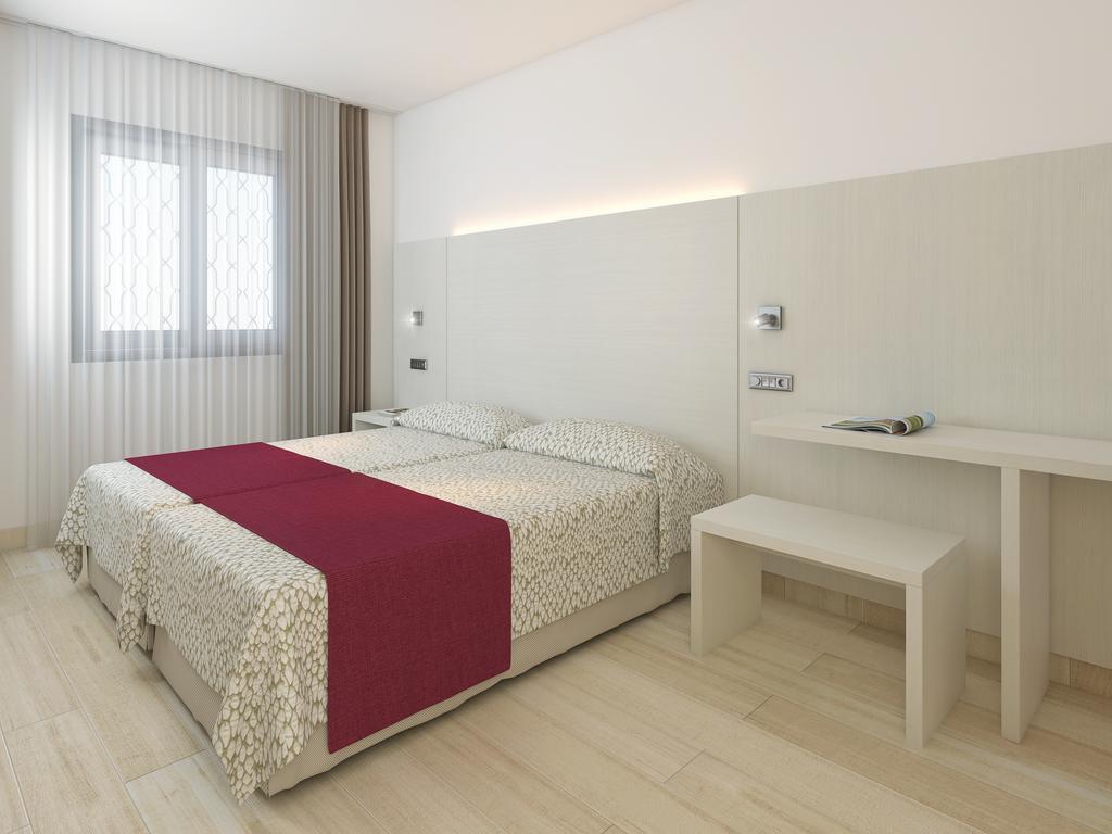 Apartaments Ses Dalies Port de Alcudia  Oda fotoğraf